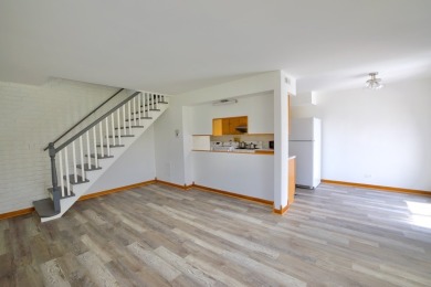 This is a 2 story end unit town home located in a quiet on Poplar Creek Country Club in Illinois - for sale on GolfHomes.com, golf home, golf lot