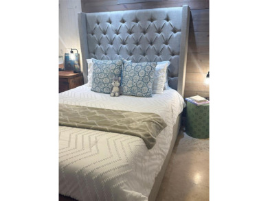 Beautifully Renovated Condo - Prime Bradenton Beach Location! on IMG Academies Golf and Country Club in Florida - for sale on GolfHomes.com, golf home, golf lot