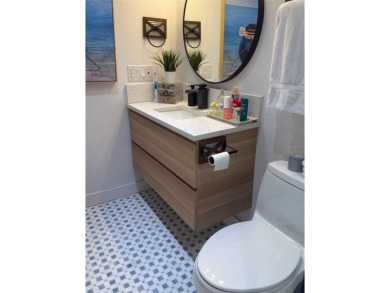 Beautifully Renovated Condo - Prime Bradenton Beach Location! on IMG Academies Golf and Country Club in Florida - for sale on GolfHomes.com, golf home, golf lot