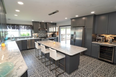 DUMPLIN VALLEY LIVING AT ITS FINEST! on Patriot Hills Golf Club in Tennessee - for sale on GolfHomes.com, golf home, golf lot
