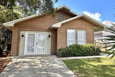 Completely renovated in 2023 and designed with today's buyer in on Sharks Tooth Golf Club in Florida - for sale on GolfHomes.com, golf home, golf lot