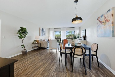 Welcome to peaceful Florida living in Sarasota's beautifully on The Meadows Golf and Country Club in Florida - for sale on GolfHomes.com, golf home, golf lot