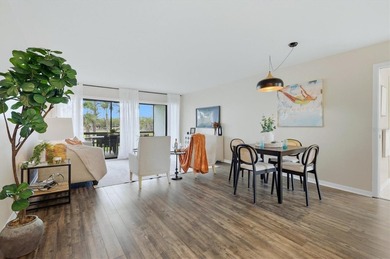 Welcome to peaceful Florida living in Sarasota's beautifully on The Meadows Golf and Country Club in Florida - for sale on GolfHomes.com, golf home, golf lot