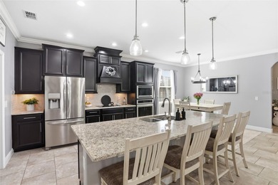 Under contract-accepting backup offers. Welcome to your private on Providence Golf Club in Florida - for sale on GolfHomes.com, golf home, golf lot