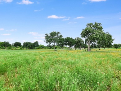 A SPACIOUS GOLF COURSE HOME FOR A GREAT PRICE! Welcome to 106 on Lighthouse Golf Course in Texas - for sale on GolfHomes.com, golf home, golf lot