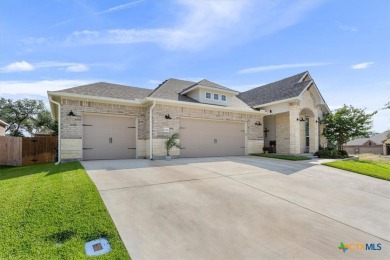 Need a 3-car garage in Salado ISD, just a quick golf-cart ride on Mill Creek Golf Club in Texas - for sale on GolfHomes.com, golf home, golf lot
