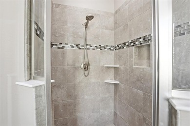 Under contract-accepting backup offers. Welcome to your private on Providence Golf Club in Florida - for sale on GolfHomes.com, golf home, golf lot