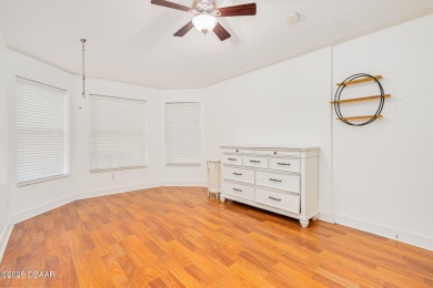 Don't miss this chance to make this inviting 3-bed, 2-bath on Grand Haven Golf Club in Florida - for sale on GolfHomes.com, golf home, golf lot