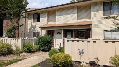 Chic 2-bedroom/ 1 bath corner unit condo (upper floor) located on Bretton Woods Country Club in New York - for sale on GolfHomes.com, golf home, golf lot