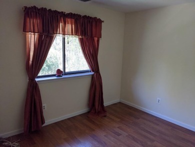 Chic 2-bedroom/ 1 bath corner unit condo (upper floor) located on Bretton Woods Country Club in New York - for sale on GolfHomes.com, golf home, golf lot
