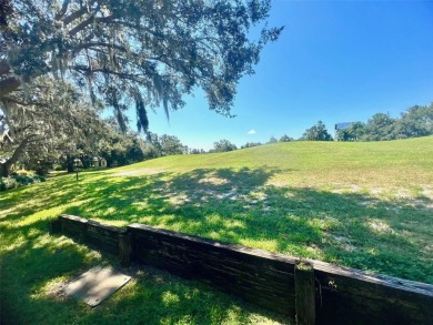 A welcoming Updated Villa on the Golf Course is for sale now in on Seven Springs Golf and Country Club in Florida - for sale on GolfHomes.com, golf home, golf lot