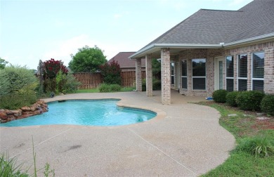 Welcome to this stunning residence located in the desirable on Southern Oaks Golf Club in Texas - for sale on GolfHomes.com, golf home, golf lot
