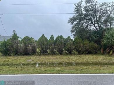 This prime vacant lot is nestled in the peaceful and growing on Rotonda Golf and Country Club The Palms Course in Florida - for sale on GolfHomes.com, golf home, golf lot