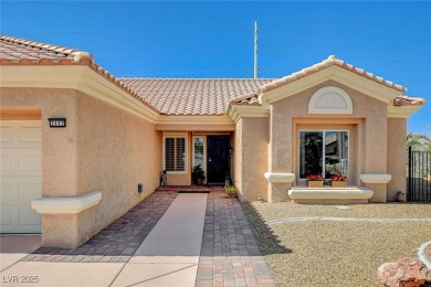 Hard-to-find gem! This 2 Bedroom + DEN, 2 Bath, 2 CAR on Highland Falls Golf Club in Nevada - for sale on GolfHomes.com, golf home, golf lot