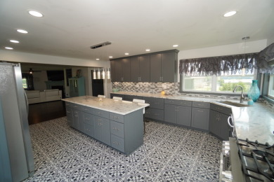 DUMPLIN VALLEY LIVING AT ITS FINEST! on Patriot Hills Golf Club in Tennessee - for sale on GolfHomes.com, golf home, golf lot