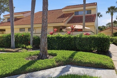 Beautifully Renovated 3BR Villa - Private Tropical Setting - on The Meadows Golf and Country Club in Florida - for sale on GolfHomes.com, golf home, golf lot