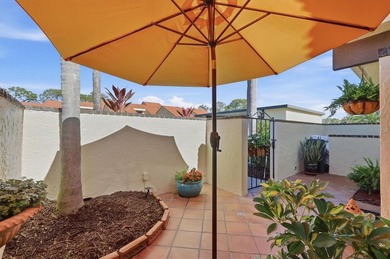 Beautifully Renovated 3BR Villa - Private Tropical Setting - on The Meadows Golf and Country Club in Florida - for sale on GolfHomes.com, golf home, golf lot