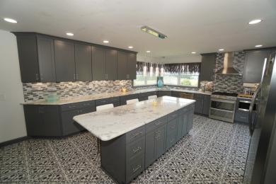 DUMPLIN VALLEY LIVING AT ITS FINEST! on Patriot Hills Golf Club in Tennessee - for sale on GolfHomes.com, golf home, golf lot