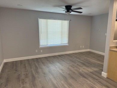 Welcome Home!    Updated ground floor 1 bedroom 1 bath condo in on Puerto Del Sol Golf Course in New Mexico - for sale on GolfHomes.com, golf home, golf lot