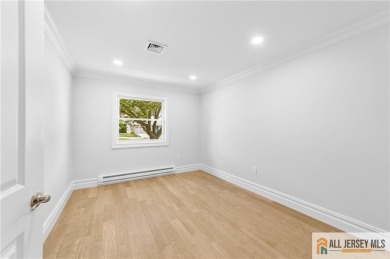 One of Clearbrook's finest!!! This completely remodeled on Clearbrook Golf Club in New Jersey - for sale on GolfHomes.com, golf home, golf lot