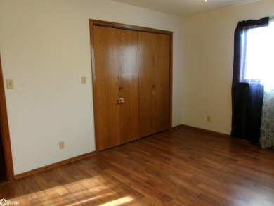 Two-bedroom condo located close to Anita golf course and Lark on Crestwood Hills Golf Course in Iowa - for sale on GolfHomes.com, golf home, golf lot