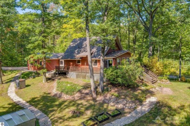 Home near the Dream Golf Course.  Charming 3 bedroom, 1.5 bath on The Dream in Michigan - for sale on GolfHomes.com, golf home, golf lot