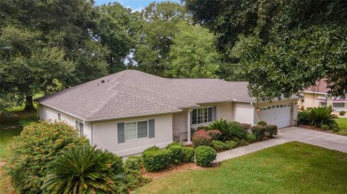 LOCATION LOCATION LOCATION !! This stucco 2/2/2 with Florida on Preserve Golf Club in Florida - for sale on GolfHomes.com, golf home, golf lot