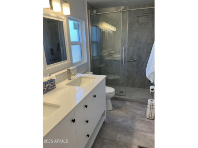 Beautifully remodeled home in the fabulous community of Sun on Sun Lakes Country Club in Arizona - for sale on GolfHomes.com, golf home, golf lot