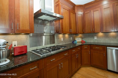 45 Richmond Rd offers just over 3,000 sq ft of functional living on Foxfire Golf and Country Club in North Carolina - for sale on GolfHomes.com, golf home, golf lot