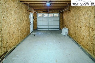 Enjoy the ease of single-level living in this beautifully on Beech Mountain Club in North Carolina - for sale on GolfHomes.com, golf home, golf lot