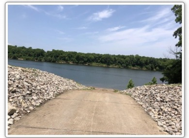 Are you looking for a great camping lot near the Tn river? Here on Ross Creek Landing in Tennessee - for sale on GolfHomes.com, golf home, golf lot