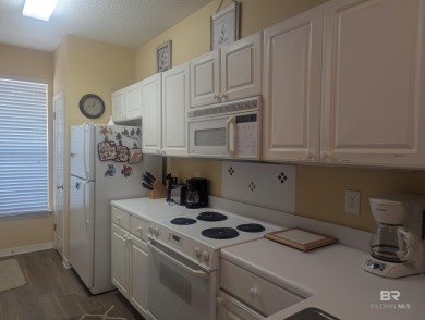 Motivated Seller! This spacious 2BR/2BA ground-floor condo on Craft Farms - Cypress Bend in Alabama - for sale on GolfHomes.com, golf home, golf lot