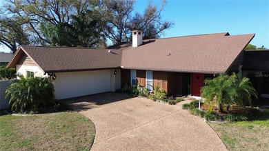 Welcome to this beautifully maintained 3-bedroom, 3.5-bath pool on Bent Tree Country Club in Florida - for sale on GolfHomes.com, golf home, golf lot