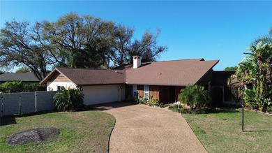 Welcome to this beautifully maintained 3-bedroom, 3.5-bath pool on Bent Tree Country Club in Florida - for sale on GolfHomes.com, golf home, golf lot