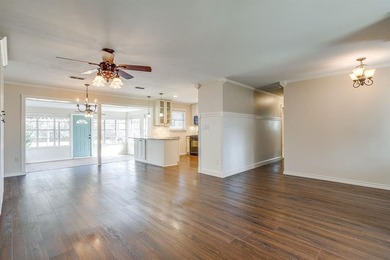 Cute, clean and well maintained - this Benbrook cottage offers a on Pecan Valley Municipal Golf Course in Texas - for sale on GolfHomes.com, golf home, golf lot