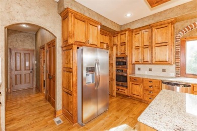 Gorgeous Villa in one of the most desired communities. Tons of on Shadow Glen Golf Club in Kansas - for sale on GolfHomes.com, golf home, golf lot