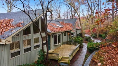 Listed below appraised value is this 6 bedroom, 4 bathroom in on  in Georgia - for sale on GolfHomes.com, golf home, golf lot