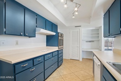 Welcome to this beautifully maintained Highland model home in on Sun City Lakes West and East in Arizona - for sale on GolfHomes.com, golf home, golf lot