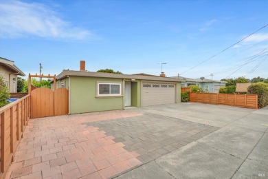 Welcome to 2867 18th Street in San Pablo! This charming on Richmond Country Club in California - for sale on GolfHomes.com, golf home, golf lot