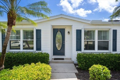 Don't miss the best deal ever in Savanna Club. Here we have on Savanna Golf Club in Florida - for sale on GolfHomes.com, golf home, golf lot