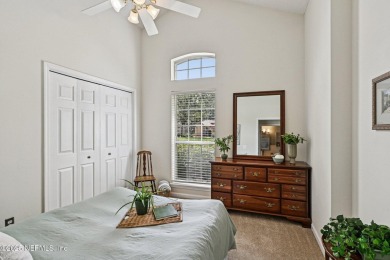 Woodlake at Eagle Harbor community. Well-maintained 4-bedroom on Eagle Harbor Golf Club in Florida - for sale on GolfHomes.com, golf home, golf lot