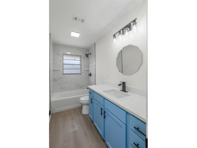 Beautifully updated home offering modern finishes, fresh on Querbes Park Golf Course in Louisiana - for sale on GolfHomes.com, golf home, golf lot