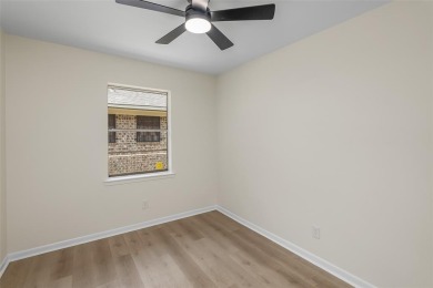 Beautifully updated home offering modern finishes, fresh on Querbes Park Golf Course in Louisiana - for sale on GolfHomes.com, golf home, golf lot