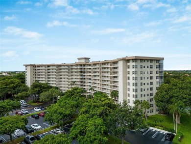 The most sought-after 3BR-2.5BA model boasts 1840 sq. ft. of on Palm-Aire Country Club and Resort - The Oaks in Florida - for sale on GolfHomes.com, golf home, golf lot