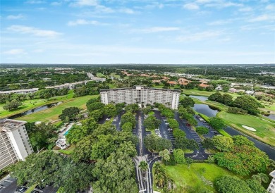 The most sought-after 3BR-2.5BA model boasts 1840 sq. ft. of on Palm-Aire Country Club and Resort - The Oaks in Florida - for sale on GolfHomes.com, golf home, golf lot