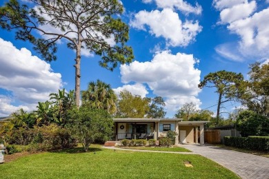 Under contract-accepting backup offers. The heart of College on Dubsdread Golf Course in Florida - for sale on GolfHomes.com, golf home, golf lot