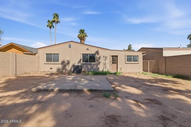 Seller providing $5,000 towards buyers closing costs. Move in on Villa De Paz Golf Course in Arizona - for sale on GolfHomes.com, golf home, golf lot