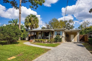 Under contract-accepting backup offers. The heart of College on Dubsdread Golf Course in Florida - for sale on GolfHomes.com, golf home, golf lot