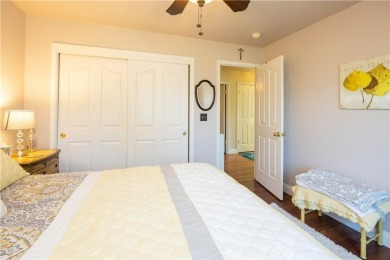 Welcome to this single-level charmer, featuring 3 bedrooms and 2 on Hidden Valley Lake Golf and Country Club in California - for sale on GolfHomes.com, golf home, golf lot