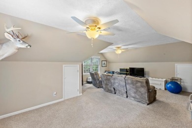 Welcome to 122 Englewood Rd, a beautifully maintained 4-bedroom on Houndslake Country Club in South Carolina - for sale on GolfHomes.com, golf home, golf lot